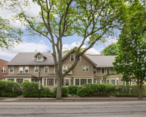 Row houses at 246–254 Park Avenue